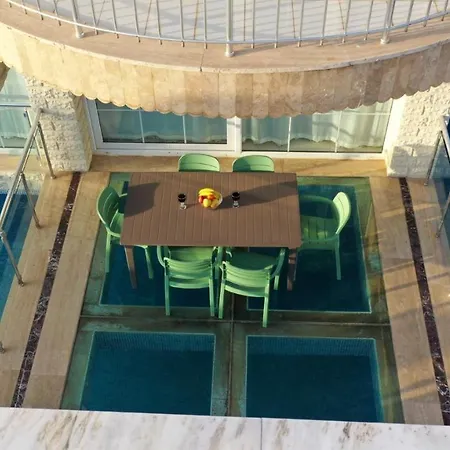 Villa Crystal Water Deniz Saray 1 *